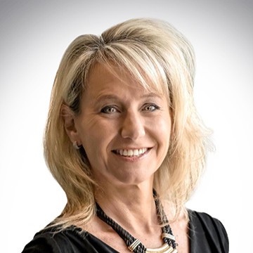 Christine Mizioch Email & Phone Number