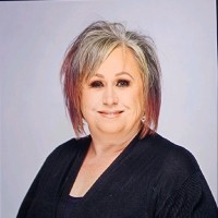 J3 Consulting LLC Employee Holly Estes's profile photo