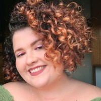 Clube de Leitura Quindim Employee Alice Arnoldi's profile photo