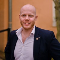 Jan Holz Email & Phone Number
