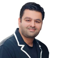 Meena Bazaar Employee Sameer Manglani's profile photo