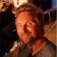 Eivind Lundquist Email