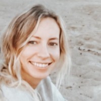 Charlotte Ecker Email & Phone Number