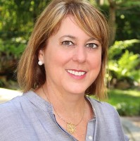 Davina Spillmann Email & Phone Number