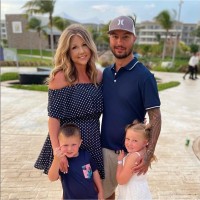 SEXTON INDUSTRIAL, INC Employee Tabitha Arnoldy's profile photo