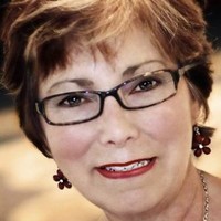Devine Designs Employee Denise Koller's profile photo