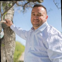Cold Front Distribution Employee Johnny Mondragon's profile photo