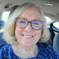 Endeavor Business Media Employee Susan Lakin's profile photo