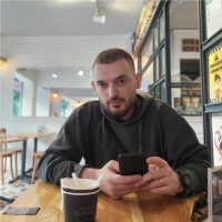 Loop Fans Employee Albert Bislimi's profile photo