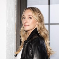 Odele Beauty Employee Lindsay Holden's profile photo