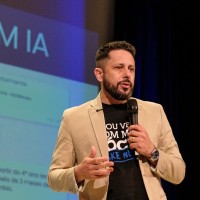 Deivid Siqueira Email & Phone Number