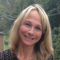 Howard Hanna Real Estate Services Employee Sara Petrie's profile photo