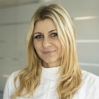 Jelena Kaluđerović Email