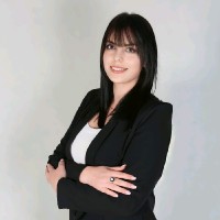 Fabiola Topalli Email