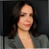 Júlia Estrela Email