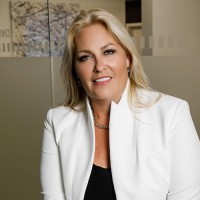 Lafayette Metal & Glass Company Employee Hillary Hulteen's profile photo