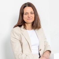 Sandra Schalnaß Email