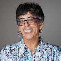 DesertView Staffing Employee Robin Rosenberg's profile photo