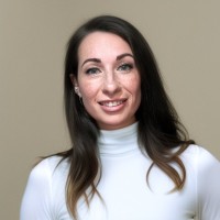 Anna Kasprzak Email & Phone Number