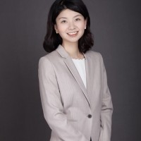 Chloe S. Email & Phone Number