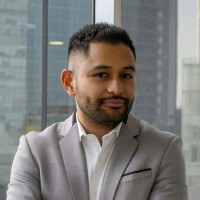Luis Manzo Email