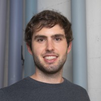 Dominik Bauer Email