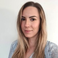 Rita Tóth Email
