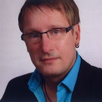 Armin Mauser Email