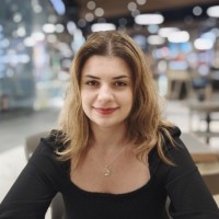 Iulia Albu Email