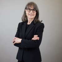 Douglas Elliman Real Estate Employee Sally Tuttle's profile photo