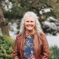 Kelly Maed Email & Phone Number