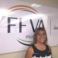 Kim Oakes Email & Phone Number