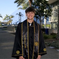 PwC Employee Hunter Holmes's profile photo