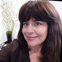Mariana Alarcón Email