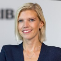 BNP Paribas Wealth Management Employee Eva Meyer's profile photo