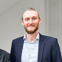 Dennis Wegkamp Email