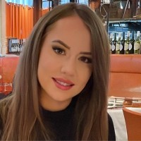 Marsh Finance Ltd Employee Amy Roberts's profile photo