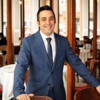 Institut de tourisme et d'hôtellerie du Québec (ITHQ) Employee Jonathan Lapierre-Réhayem's profile photo