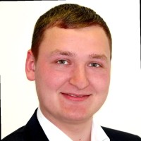 Simon Thoma Email