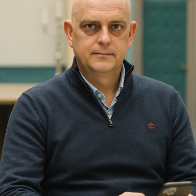 Ian Sampson Email & Phone Number