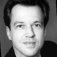 eze.network Employee Michael Valentine-Urbschat's profile photo
