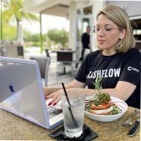 Victoria Simmons Email