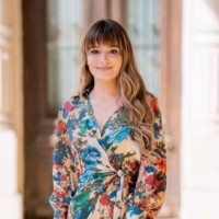 Erika Mihalache Email