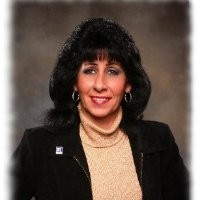 Elizabeth Hollier Email & Phone Number
