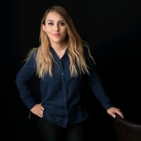 Wendy Á. Email