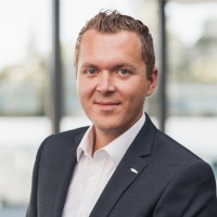 Matthias Schneider Email