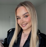 IN EX TOO Employee Alizée Lecompte's profile photo