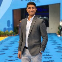 Girish Sosa Email