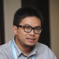然 陶 Email