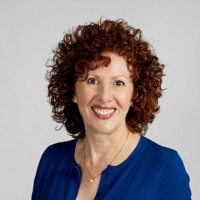 Shannon Fabrics Employee Julie Olds's profile photo